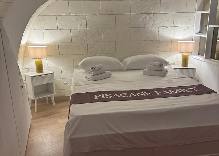 Pisacane Family Spaccanapoli